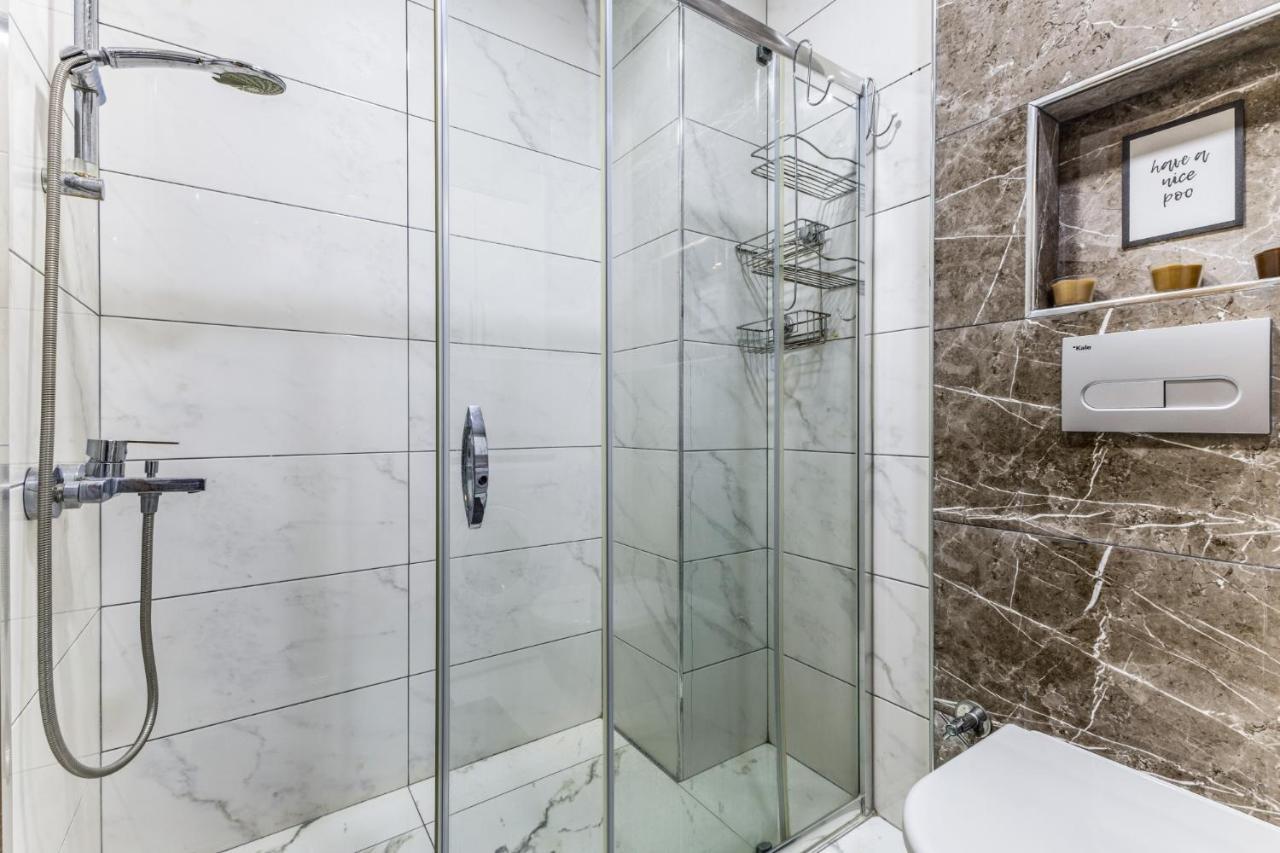 Spacious Flat Near Bagdat Avenue In Suadiye Daire İstanbul Dış mekan fotoğraf